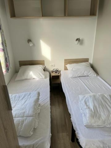 מידלקרק Luxe Stacaravan מראה חיצוני תמונה